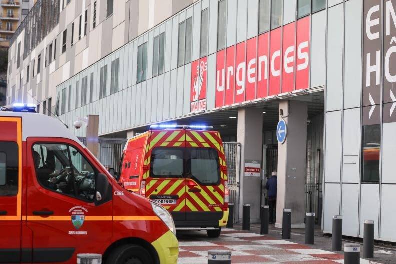 OGC Nice : Bagarres entre Bâlois et Niçois, plusieurs blessés transportés à l'hôpital OGC Nice : Bagarres entre Bâlois et Niçois, plusieurs blessés transportés à l'hôpital